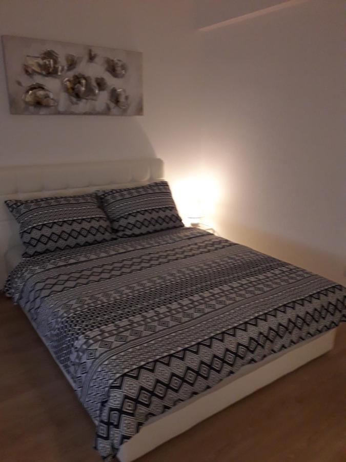 Apartman Mmvg Studio Zagreb Airport Velika Gorica Exterior foto
